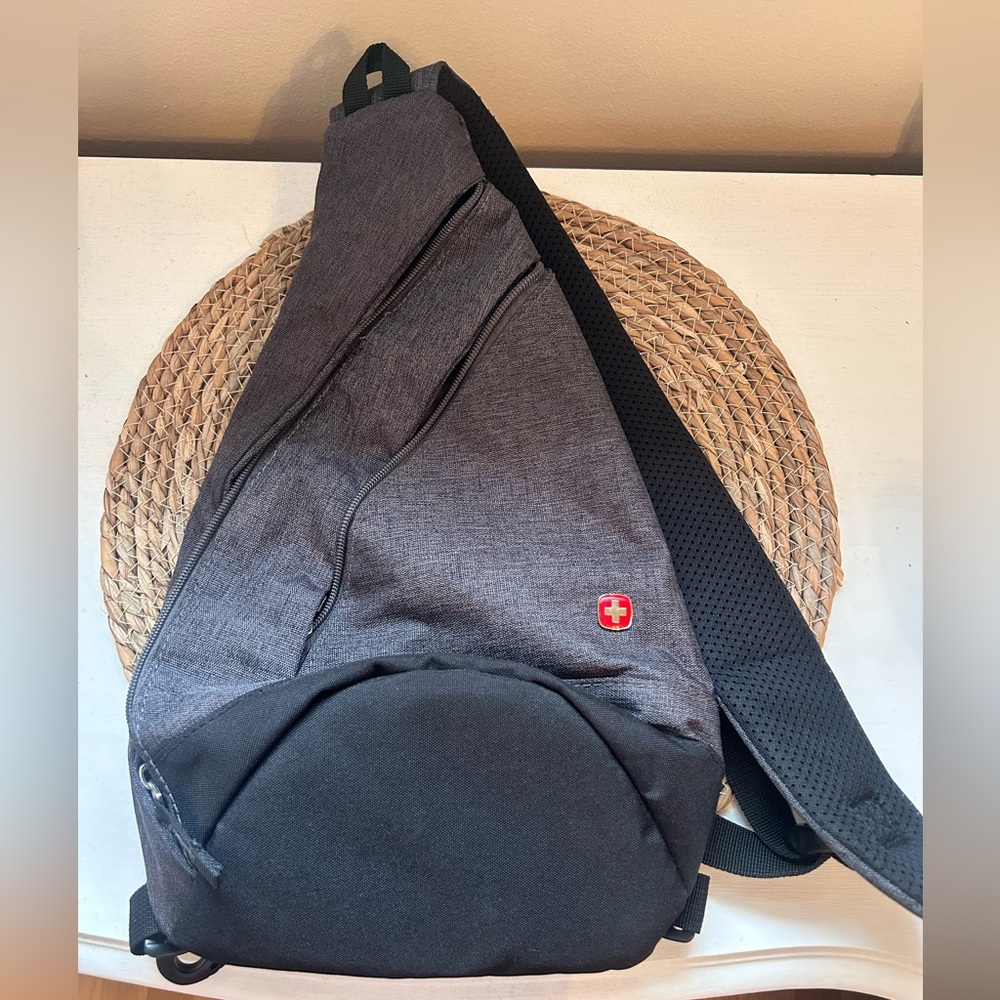 Swissgear crossbody bag